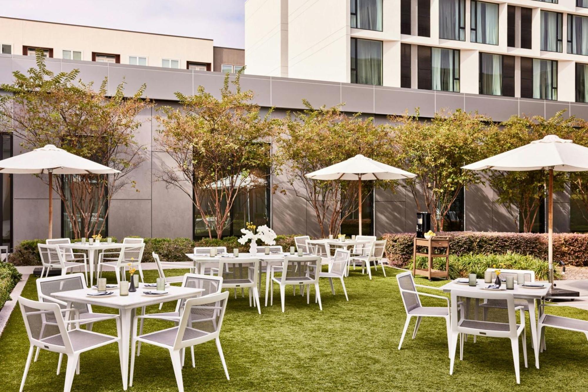 Ac Hotel By Marriott Dallas By The Galleria Eksteriør billede